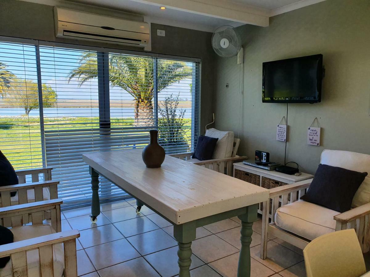 Kingfisher By The River - Self Catering Velddrif Exterior photo